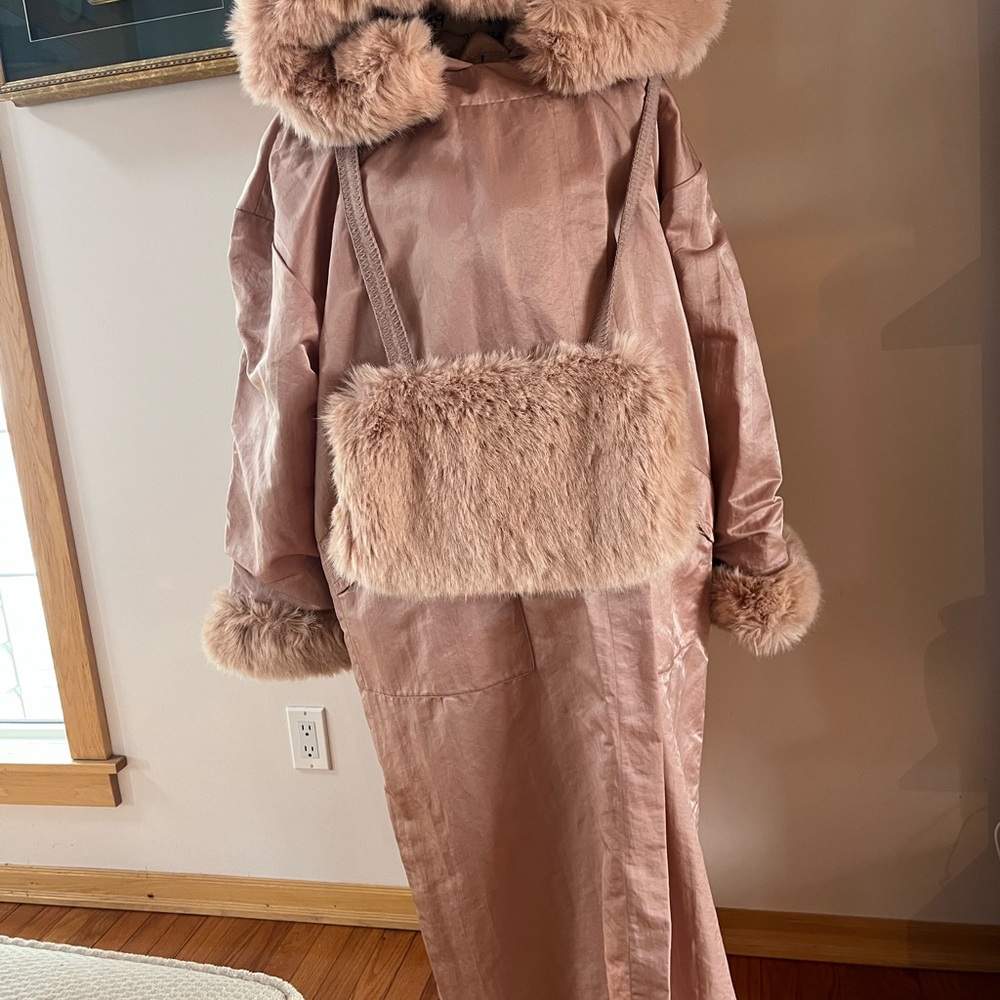 Linda Lundstrom La Parka
